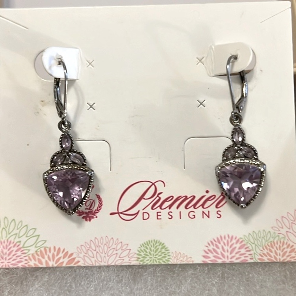 Premier Designs earrings